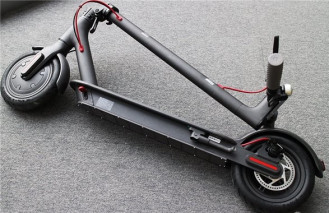 Электросамокат Xiaomi Mijia Electric Scooter M365 (Европейская версия) черный