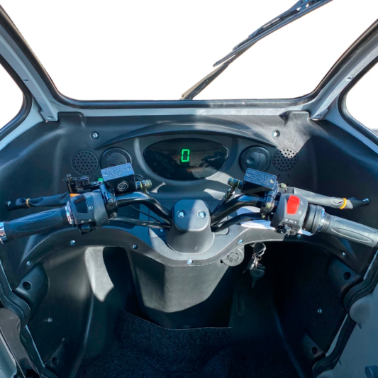 Электротрицикл грузовой GreenCamel Тендер E1200 (72V 2500W) кабина, BOX, понижающая